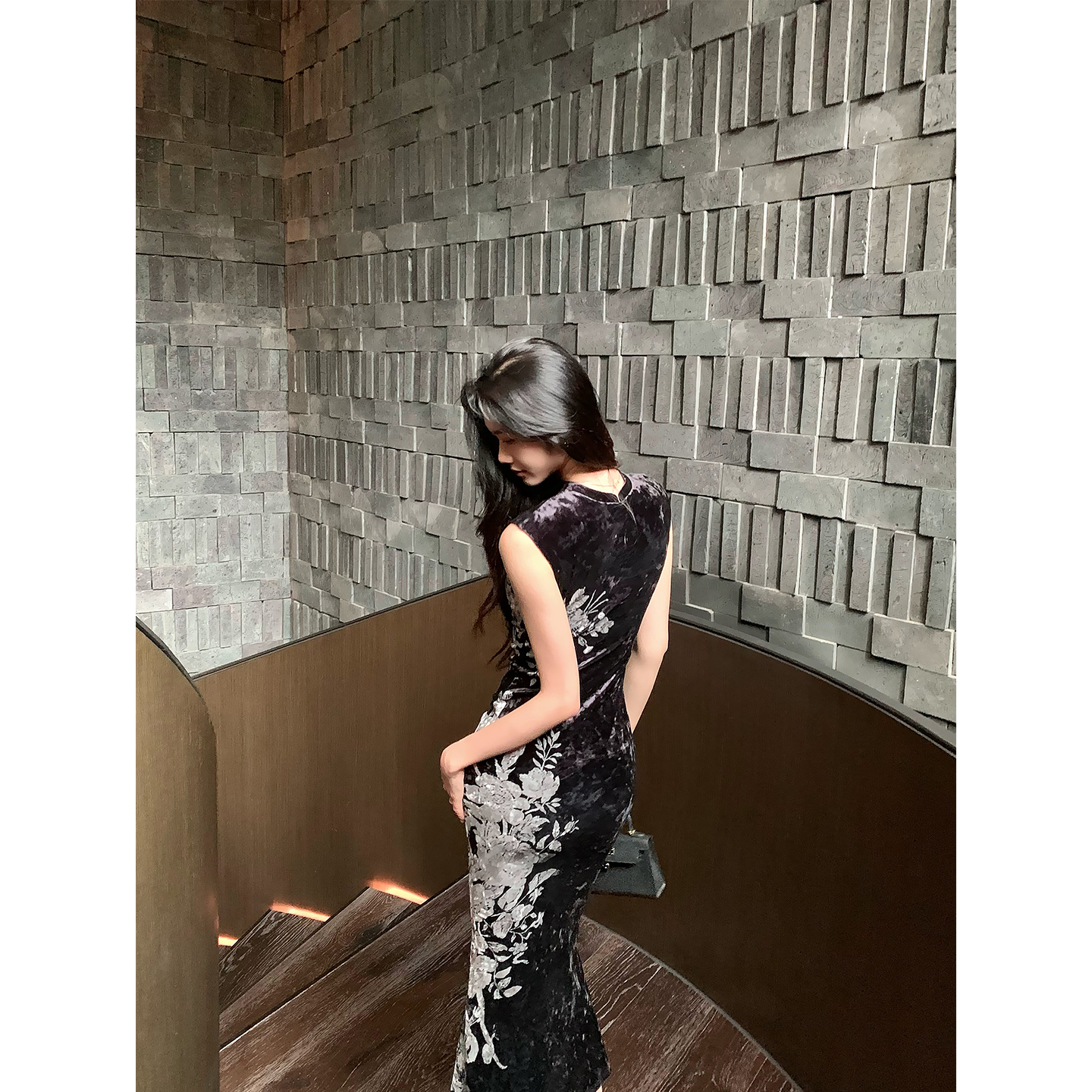 Norain不下雨黑色丝绒长袖连衣裙女秋冬新款性感气质修身旗袍礼服 - 图3