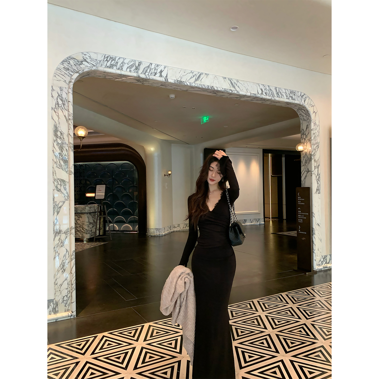 Norain不下雨 气质百搭蕾丝花边长袖鱼尾连衣裙女秋冬修身包臀裙 - 图2