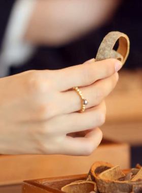 爱你徐若晗沈惜凡同款金色戒指