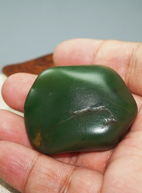 【晶金良玉】和田玉玩菠菜绿碧玉
