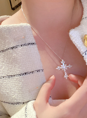 纯银花钻十字架女生高级感项链