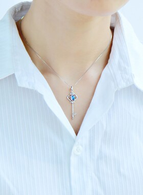 蓝月光石爱心毛衣链纯银白金