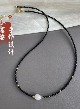 天然珍珠淡水珠黑色尖晶石水晶项链女款超细显白2mm高级感锁骨链