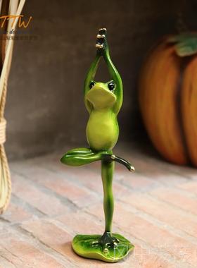 正品摆美乡村可爱造瑜伽青蛙摆件桌面式电视柜客厅花园吉祥型件儿