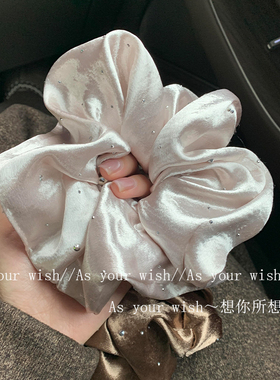 韩系纯欲小灯泡烫钻大肠发圈