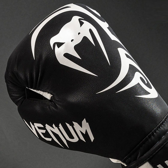 VENUM Venom Mike Tyson boxing gloves adult Sanda men's and women's boxing gloves fighting Muay Thai fighting