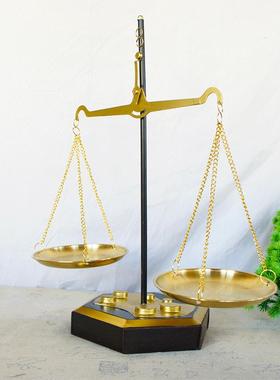 复古怀旧老式天平秤铁艺摆件工艺橱窗玄关桌面装饰品手工创意天