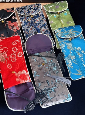 新款中式织锦缎首饰袋铃铛流苏文玩手串项链收纳眼镜笔袋出国礼品
