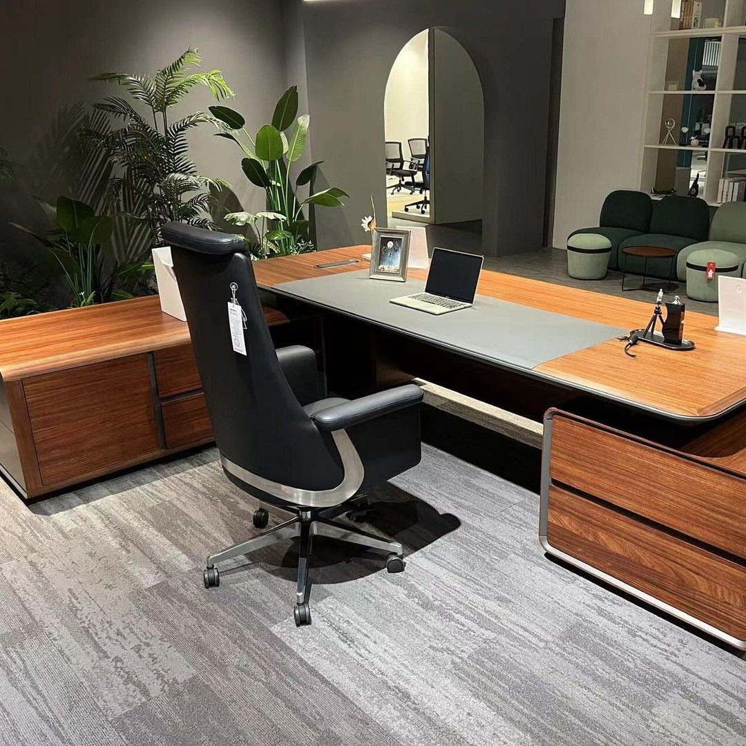 新中式北美黑胡桃木大班台简约实木老板桌高端轻奢办公室家具定制 - 图3