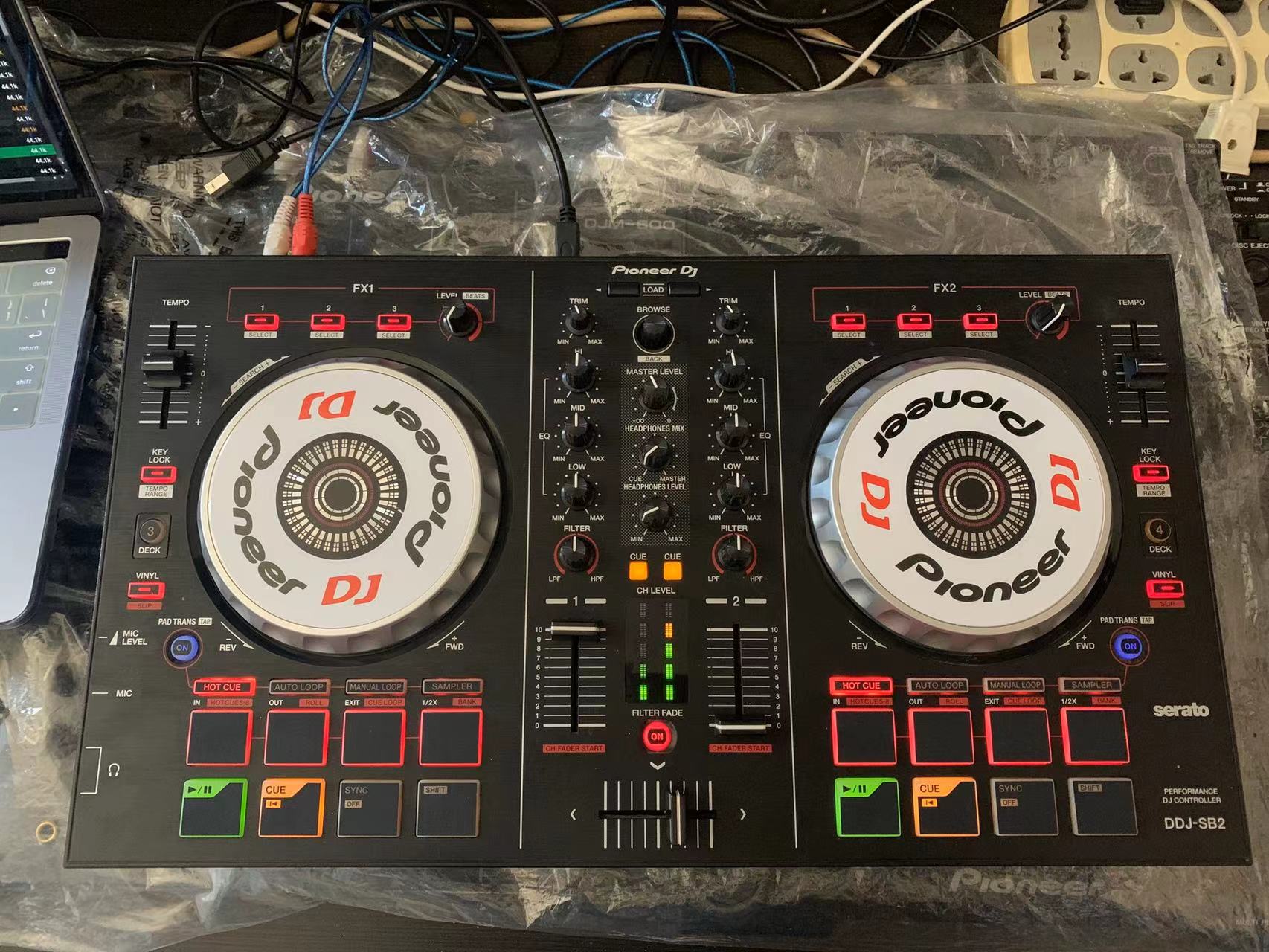 先锋DDJ-SB SB2 SB3数码打碟机控制器ddjsb2一体机serato dj lite - 图0