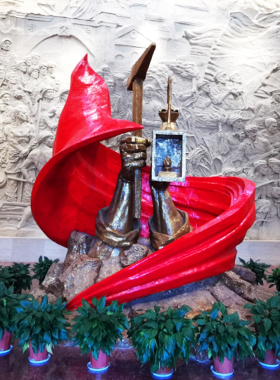 星星之火玻璃钢仿铜人物雕塑文化