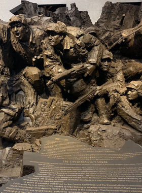 军事博物馆大型玻璃钢户外