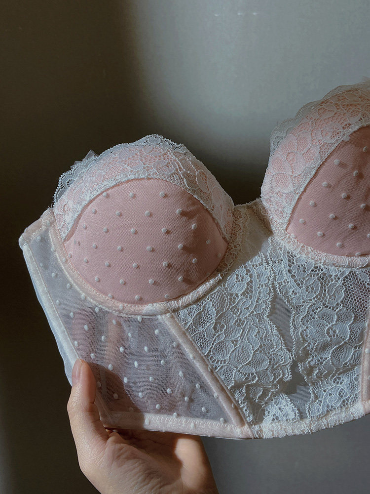 显胸小聚拢收副乳薄款3d少女文胸 妮玫姿抹胸