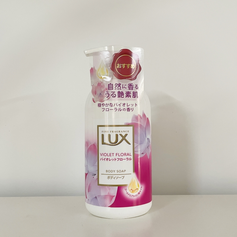 日本采购LUX 力士自然花香浓郁香氛滋润保湿沐浴露 450g 玫瑰百合