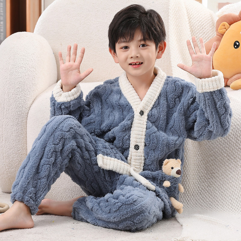 冬季儿童睡衣男孩V领套装双面绒保暖法兰绒居家服可外穿服珊瑚绒