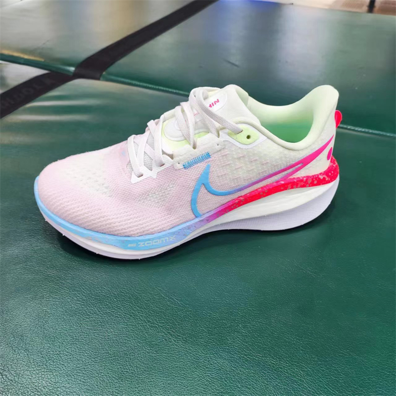 NIKE耐克女子ZOOM VOMERO 17透气休闲运动跑步鞋 FB8502 FZ3974 - 图2