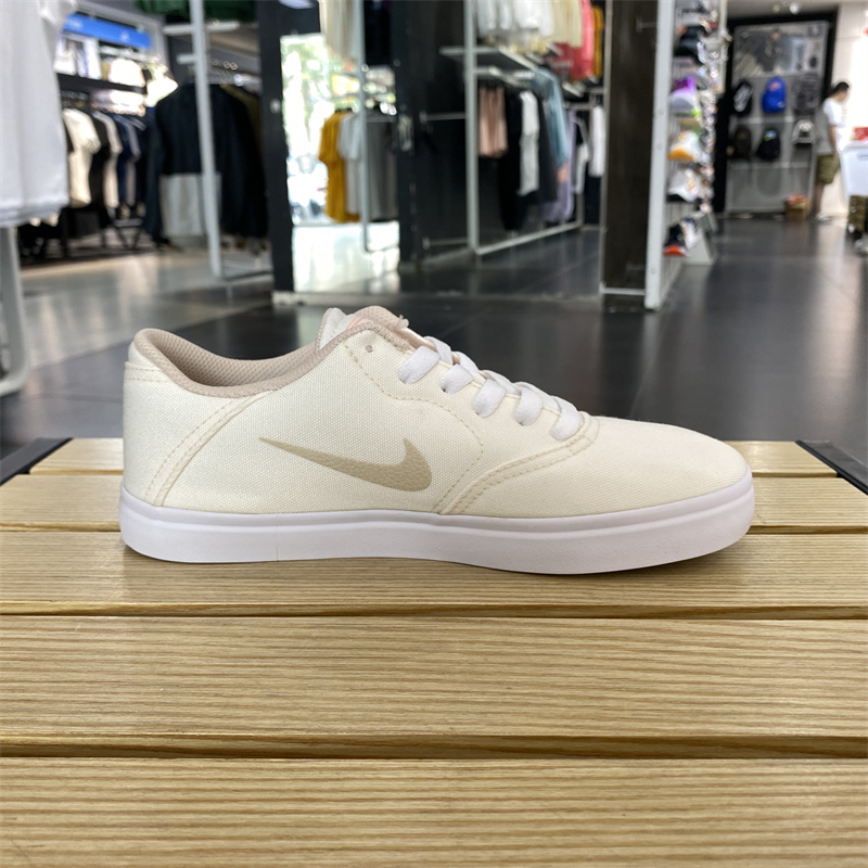 正品Nike/耐克女子经典百搭低帮耐磨轻便运动休闲鞋 FQ6862-111-图1