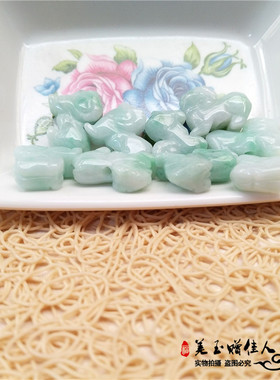 A货翡翠飘绿立体小羊样样如意做工精吊坠颈饰脖链项圈项链锁骨链