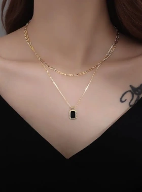 圆牌字母双层毛衣链女2022年新款潮轻奢小众设计感秋冬百搭项链