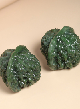 新疆和田玉碧玉核桃手把件