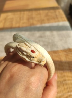 2024年去太岁生肖龙手镯西藏野生山南鸡血藤雕刻镯子情侣男女手环