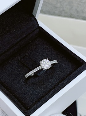 DeBeers戴比尔斯群镶钻