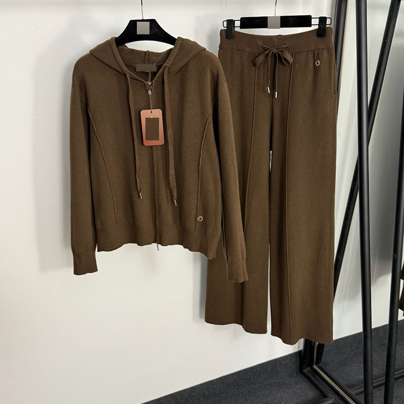 南油新款时尚针织套装 金属圈装饰长袖连帽拉链针织开衫外套+长裤,淘宝优惠券,粉丝福利购,淘宝优惠卷