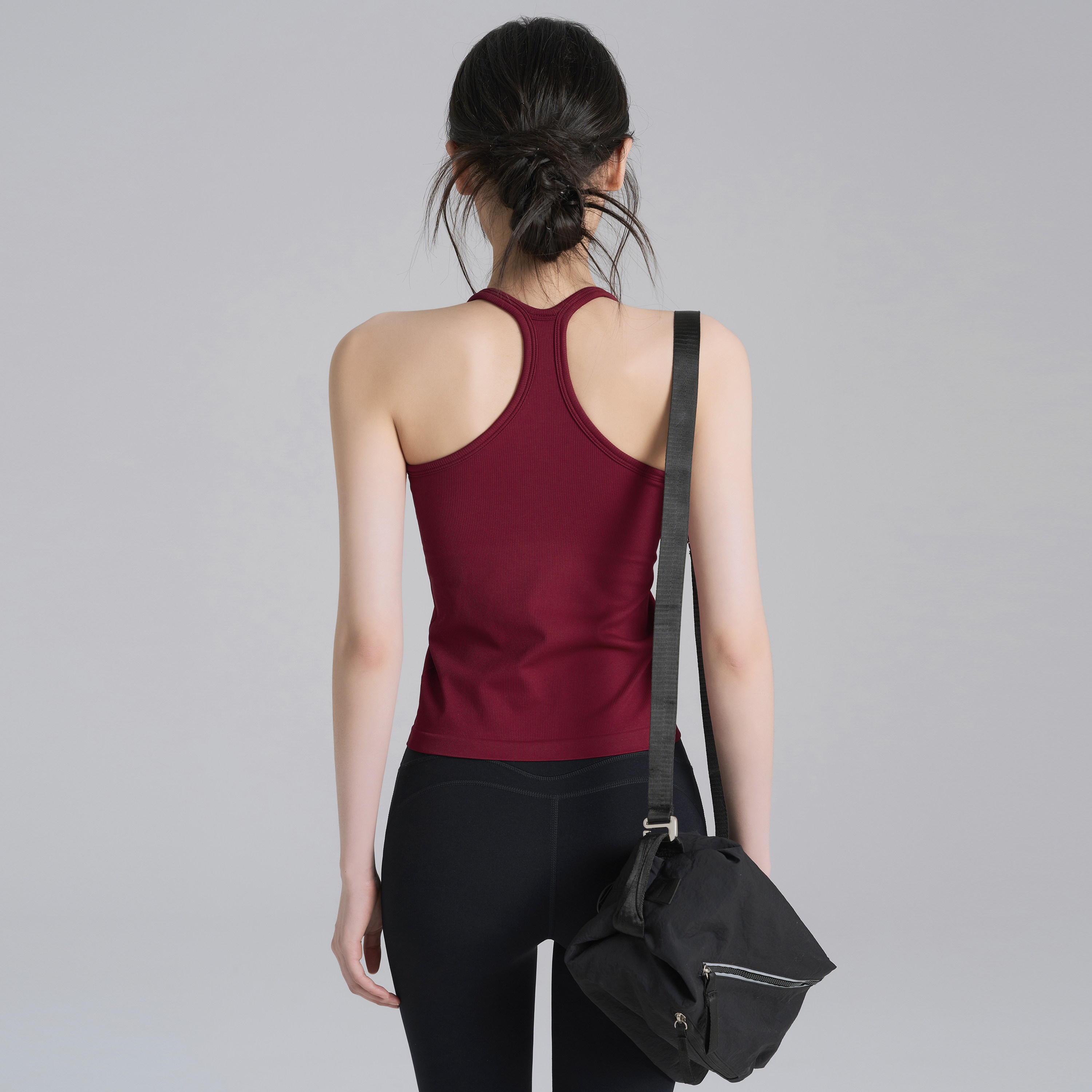 岚纹一体式瑜伽服红色运动背心防震内衣女普拉提吊带训练健身上衣,淘宝优惠券,粉丝福利购,淘宝优惠卷