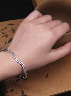 新品新款复古汽泡可爱小鱼手镯古