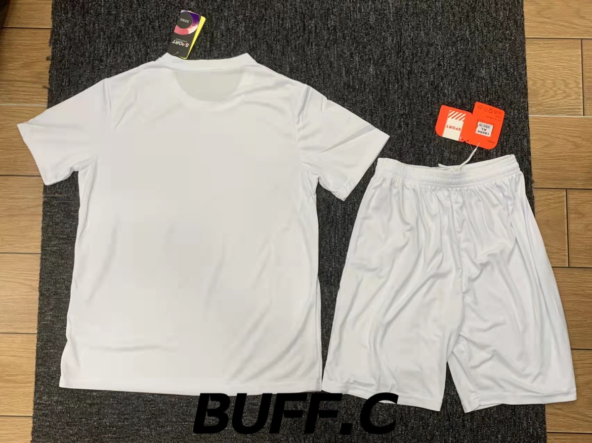 BUFF.C （足球单招专用）全黑全白纯色短袖球服球衣球裤速干套装 - 图1