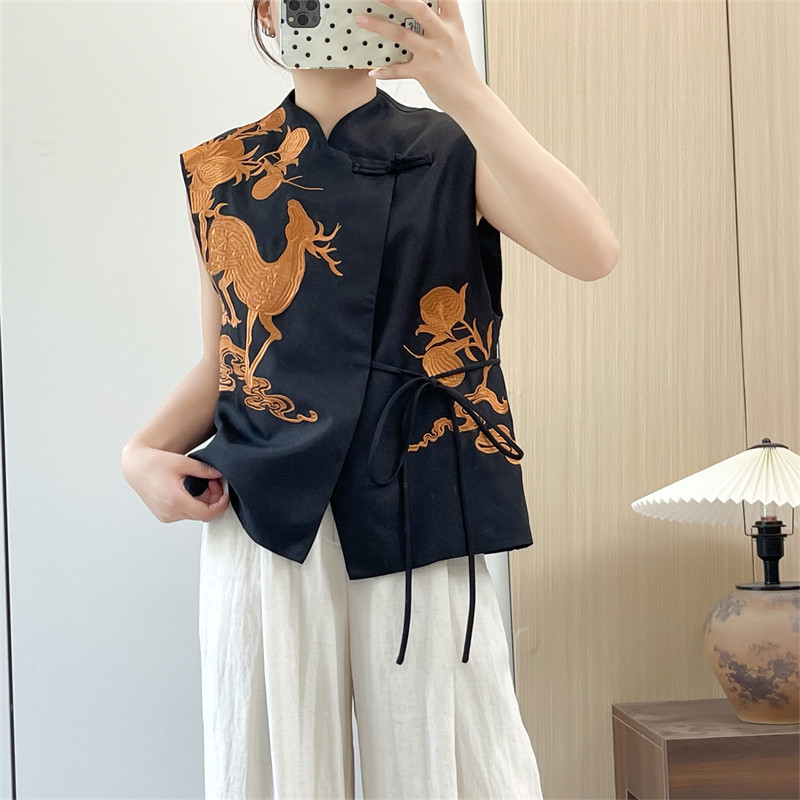 惠衣阁秋季女无袖马甲国风刺绣马夹韩版复古新中式背心系绳外套,淘宝优惠券,粉丝福利购,淘宝优惠卷
