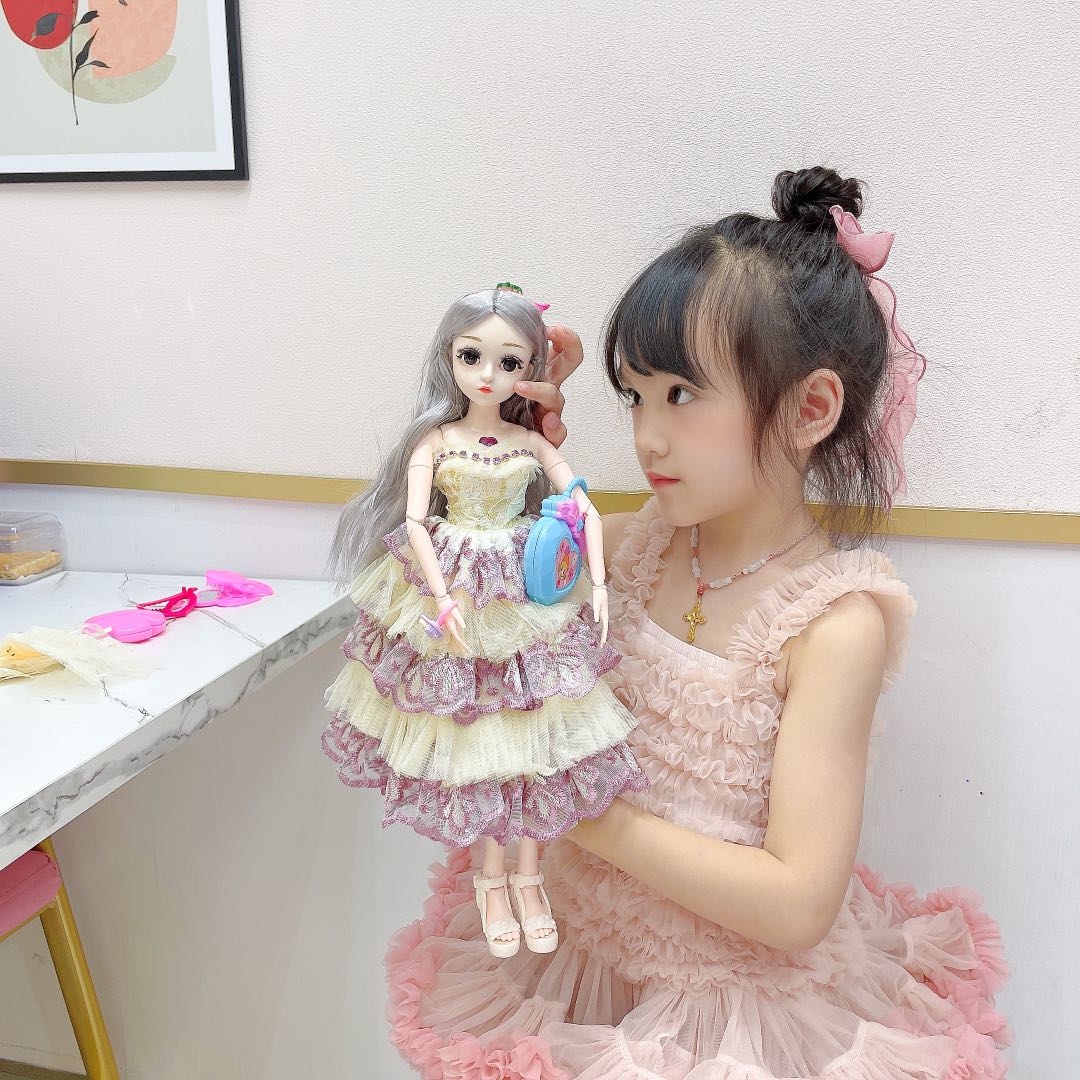 小女孩生日礼物5儿童8-12芭比娃娃 苏克母婴过家家玩具