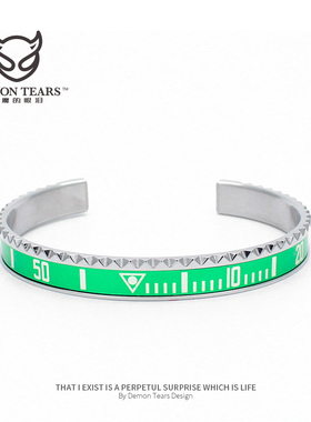 欧美风原创潮牌表盘钛钢情侣手环