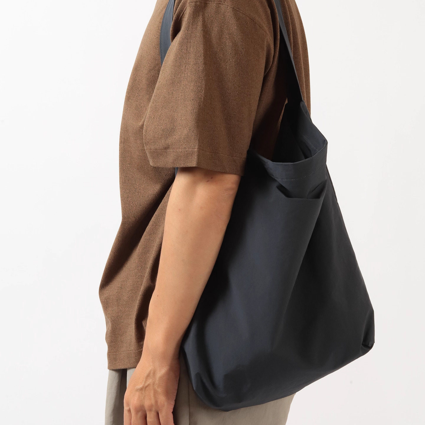 日本Still By Hand束口袋尼龙单肩背包水桶包,淘宝优惠券,粉丝福利购,淘宝优惠卷