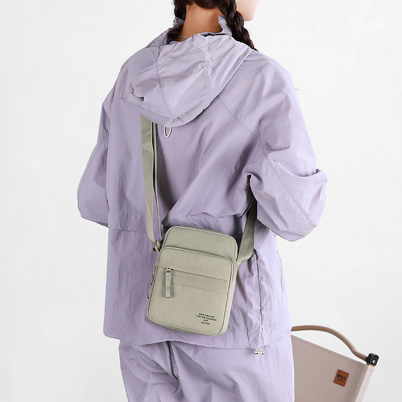 Men's multi-layered large capacity lightweight crossbody bag