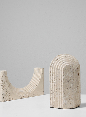 欧式轻奢高级感艺术黄洞石摆件