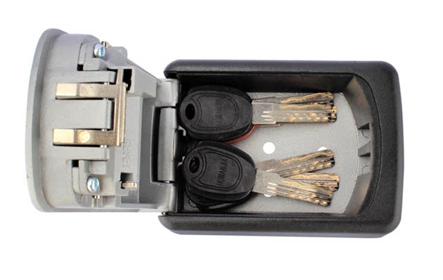 Overall all-metal anti-theft password key box