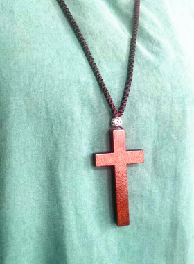 一体雕刻木十字架吊坠项链男女情侣韩版简约饰品挂件古风学生