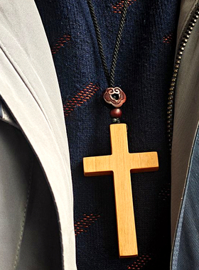 如意珠绳手工桃木十字架吊坠项链毛衣链挂件情侣饰品平安祈祷告新