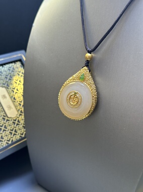 福牌双面传承足金金镶玉和田玉吊坠项链