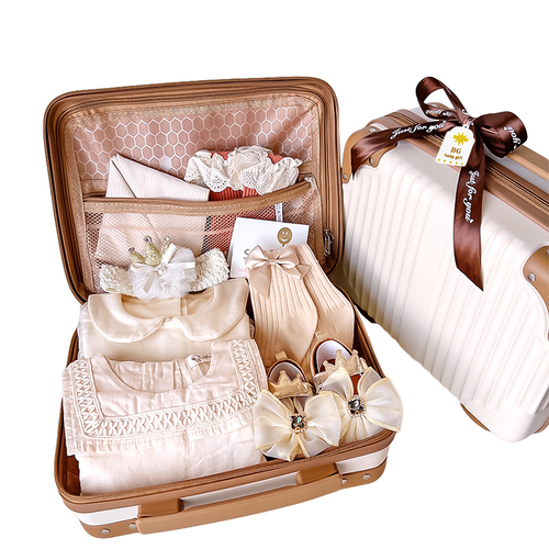 新生儿礼盒四季套装女宝宝满月礼物婴儿初生周岁伴手百天礼裙用品