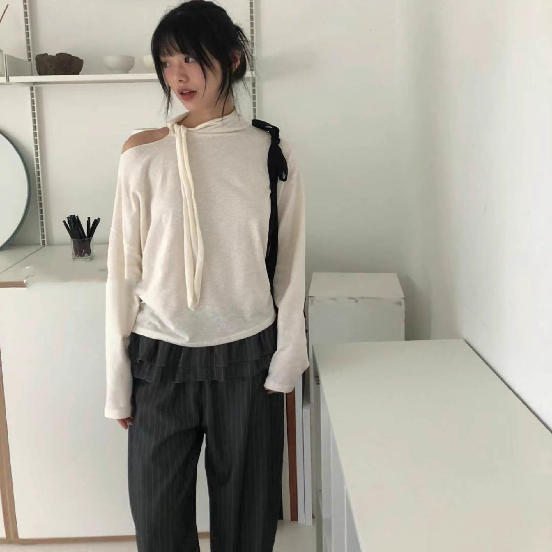 Exclusive type 韩版小众设计复古露肩绑带柔软贴肤长袖T桖上衣女 - 图1