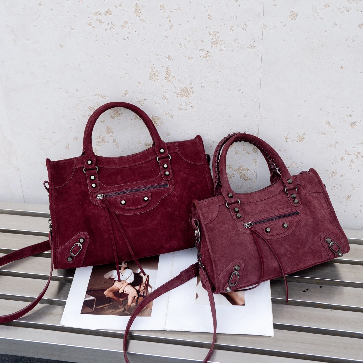 B家头层牛皮麂皮绒真皮女包手提单肩斜挎Le City铆钉机车包托特包,淘宝优惠券,粉丝福利购,淘宝优惠卷