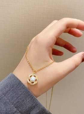 复古巴洛克花朵珍珠微镶锆石吊坠钛钢项链女小众轻奢锁骨链项饰品