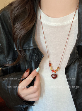 氛围感爱心串珠项链女款配饰新中式毛衣链2026新款小众设计感颈链