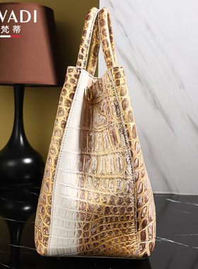 新款喜马拉雅鎏金色鳄鱼皮女包奢侈品大牌水桶包大容量斜挎手提包