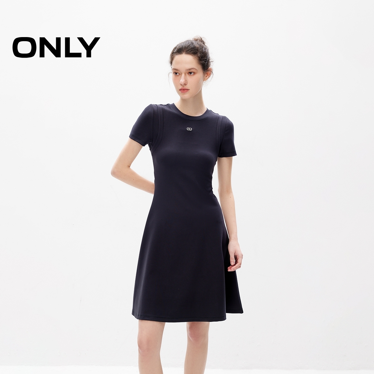 【热力裙】ONLY2024夏季新款时尚镂空设计T恤裙连衣裙|124261022