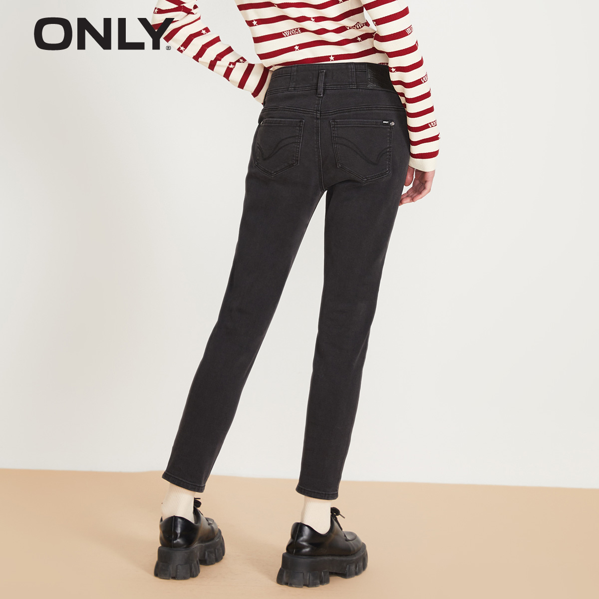 ONLY2023秋季新款两粒扣高腰弹力牛仔裤