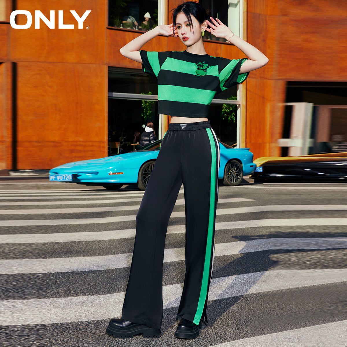 ONLY宽松休闲显瘦满印直筒裤