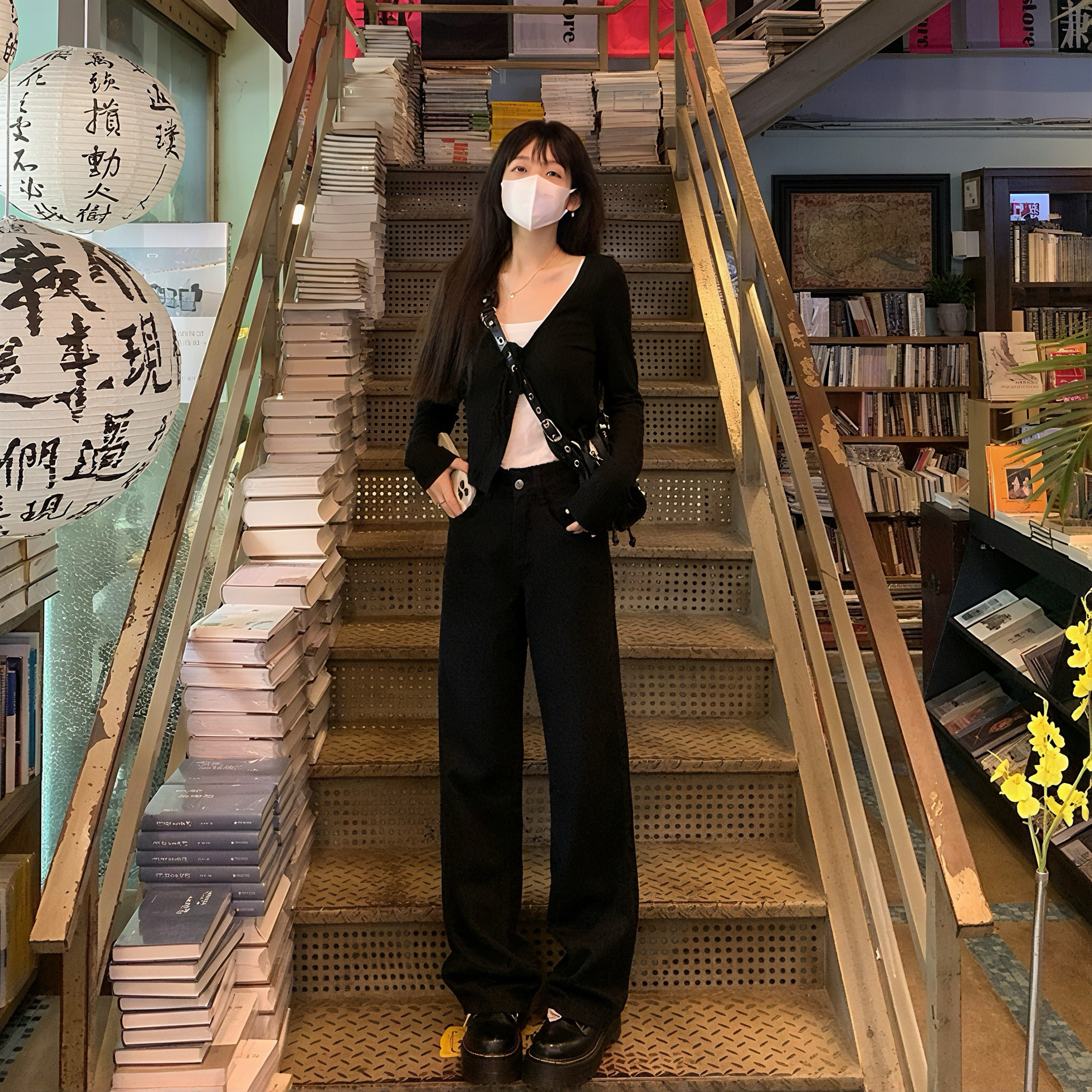 艾恩晟 牛仔裤黑色窄版阔腿裤女 高腰显瘦基础款宽松遮肉